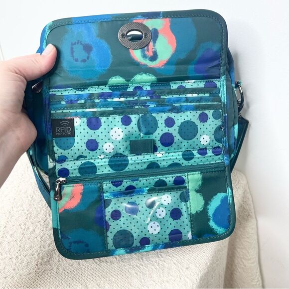 Lug Switch Convertible Crossbody in Mystic Bloom Forest RFID protection - Picture 6 of 12